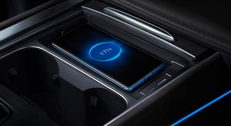 Chery Tiggo 7 ICE izliekts dubultais ekrāns