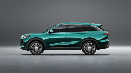 Chery Tiggo 9 PHEV вид сбоку